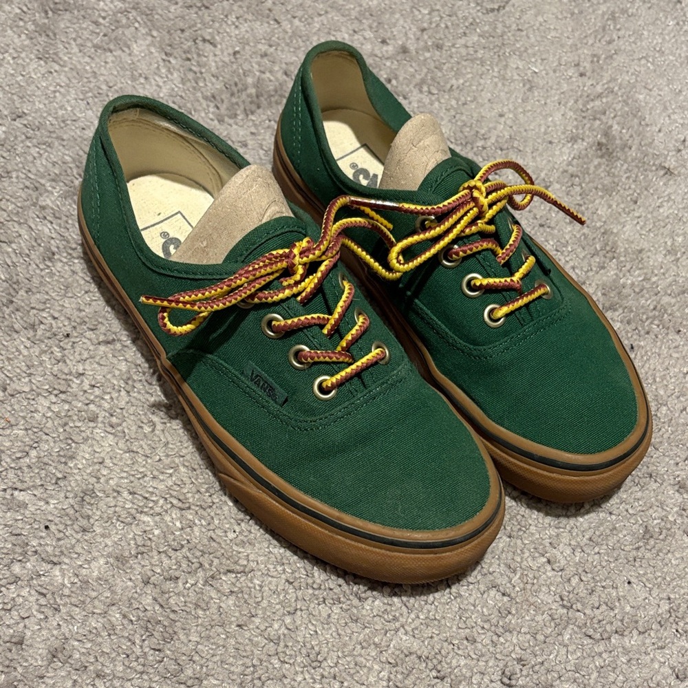 Vans Women's Green Canvas Sneakers